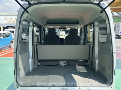 NV１００クリッパー(ニッサン)中古車 内外装写真他２