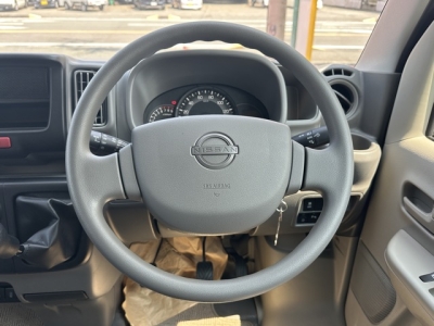 NV１００クリッパー(ニッサン)中古車 内外装写真