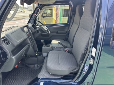 キャリートラック(スズキ)中古車 前席内装