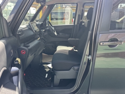 新型ルークス(ニッサン)中古車 前席内装