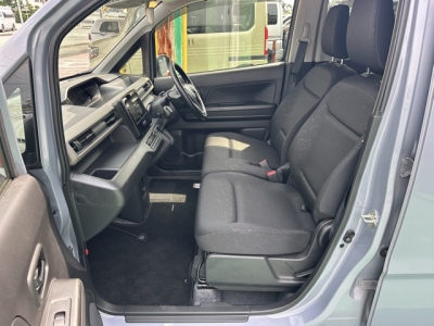 ワゴンR(スズキ)中古車 前席内装