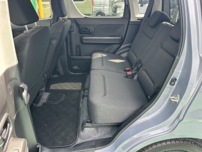 ワゴンR(スズキ)中古車 後席から見た前席