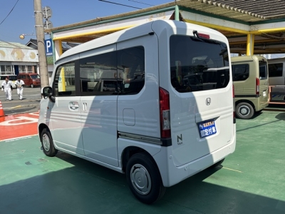 N-VAN(ホンダ)届出済未使用車 後方