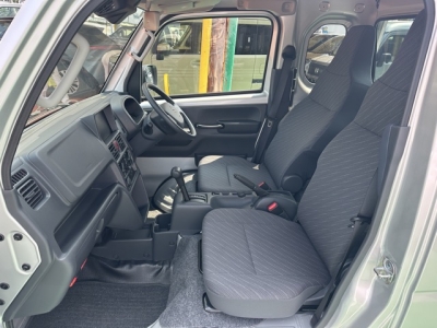 キャリートラック(スズキ)中古車 前席内装