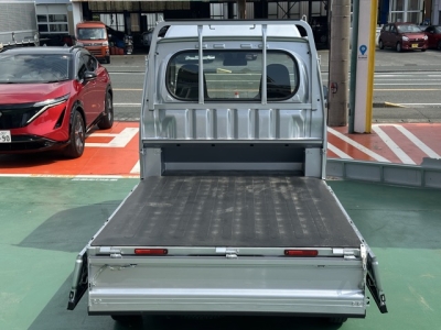 ハイゼットトラック(ダイハツ)中古車 内外装写真他１