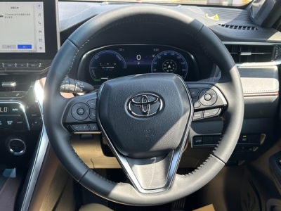 ハリアーハイブリッド(トヨタ)中古車 内外装写真