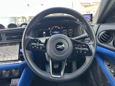 フェアレディZ(ニッサン)中古車 内外装写真