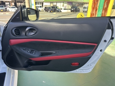 フェアレディZ(ニッサン)中古車 内外装写真他１