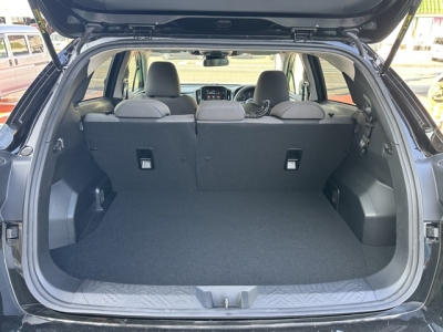 インプレッサ(スバル)中古車 内外装写真他2