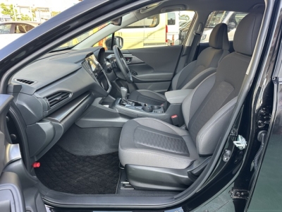 インプレッサ(スバル)中古車 前席内装