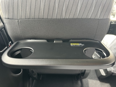 新型ソリオ(スズキ)登録済未使用車 内外装写真他２