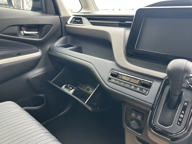 ソリオ(スズキ)登録済未使用車 21