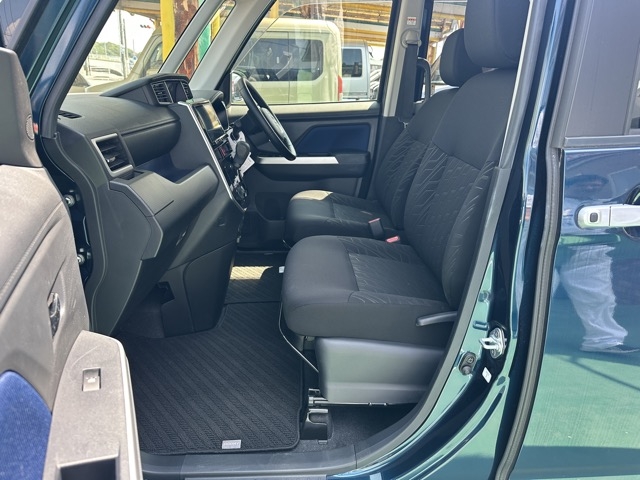 ルーミー(トヨタ)中古車 3