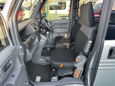 N-VAN(ホンダ)中古車 前席内装