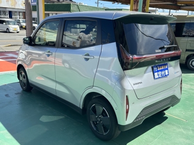 サクラ(ニッサン)中古車 後方