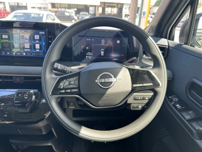 サクラ(ニッサン)中古車 内外装写真