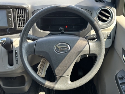 ミライース(ダイハツ)中古車 内外装写真