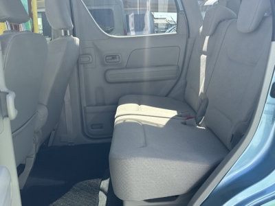 ワゴンR(スズキ)中古車 後席内装