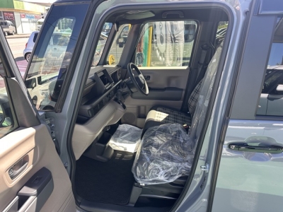 N-BOX(ホンダ)届出済未使用車 前席内装