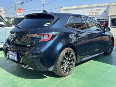 カローラスポーツ(トヨタ)中古車 内外装写真他２