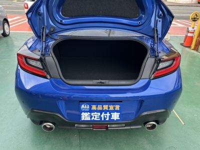 GR86の共同開発車(トヨタ)中古車 内外装写真他