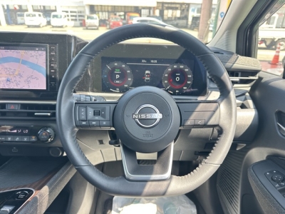 オーラ(ニッサン)中古車 内外装写真他
