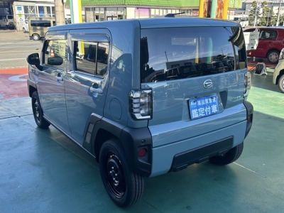 タフト(ダイハツ)新車見本展示無 後方
