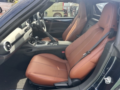ロードスターRF(マツダ)中古車 前席内装