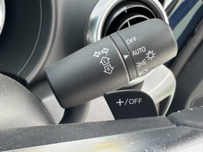 ロードスターRF(マツダ)中古車 内外装写真他１