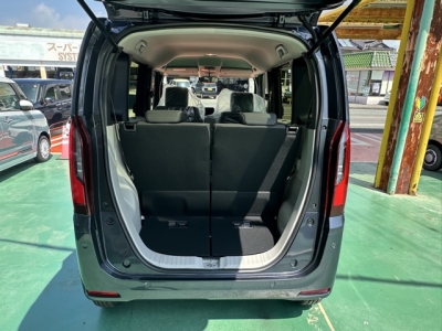 新型N-BOX(ホンダ)届出済未使用車 内外装写真他２