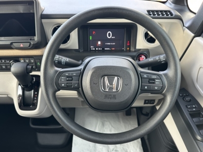 新型N-BOX(ホンダ)届出済未使用車 内外装写真他１