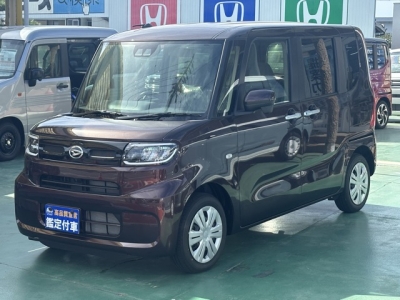 タント(ダイハツ)届出済未使用車 前方