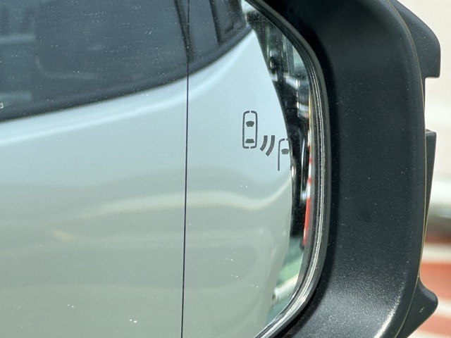プリウス(トヨタ)中古車 28