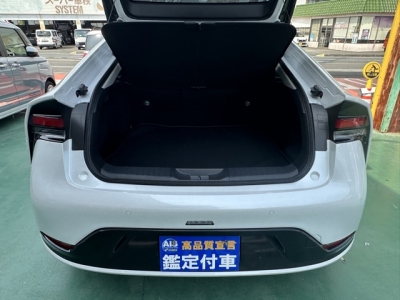 プリウス(トヨタ)中古車 内外装写真他１