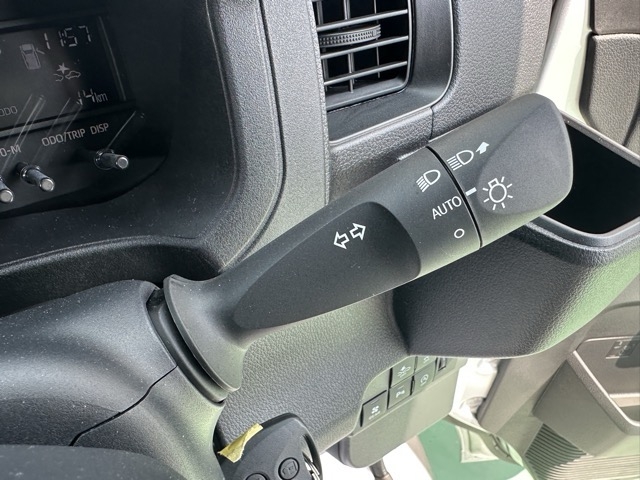 ハイゼット(ダムド)届出済未使用車 16