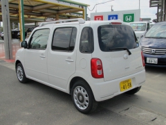 ミラココア(ダイハツ)未使用車 後方