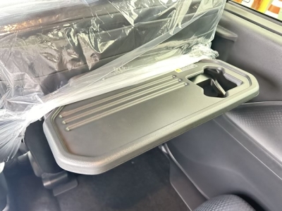 タントカスタム(ダイハツ)届出済未使用車 内外装写真他２