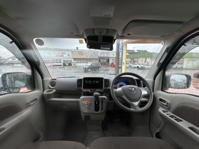 エブリイワゴンのOEM(スズキ)中古車 後席から見た前席