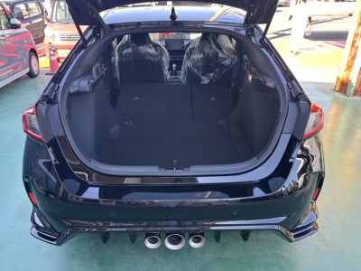 シビック(ホンダ)登録済未使用車 内外装写真他２