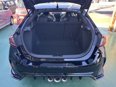 シビック(ホンダ)登録済未使用車 内外装写真他１
