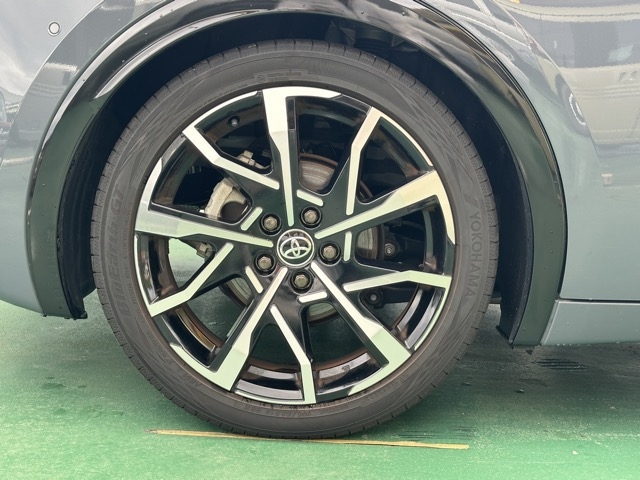 プリウス(トヨタ)中古車 10