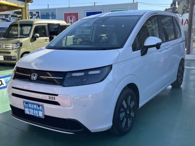 新型フリード(ホンダ)登録済未使用車 前方
