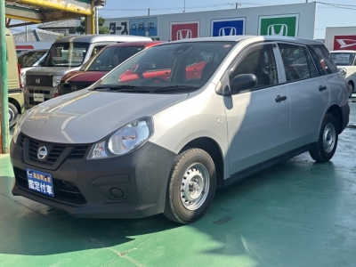 AD(ニッサン)中古車 前方