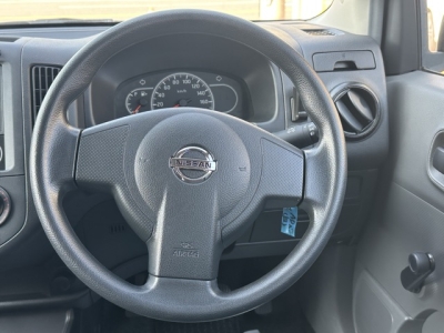 AD(ニッサン)中古車 内外装写真他