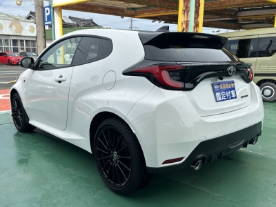 GRヤリス(トヨタ)中古車 後方