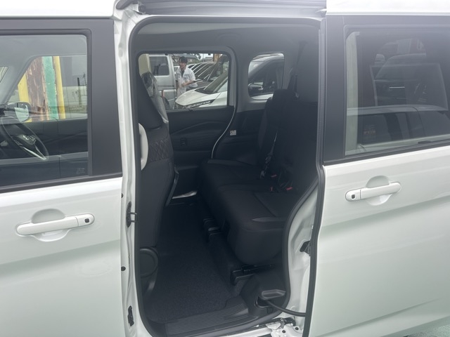 ソリオ(スズキ)登録済未使用車 4