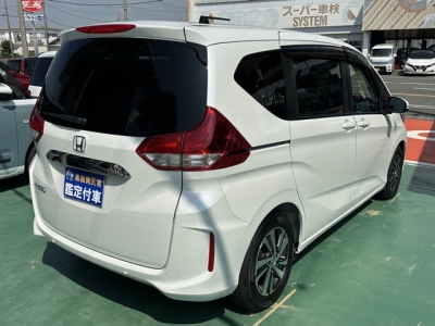 フリード(ホンダ)中古車 内外装写真他２