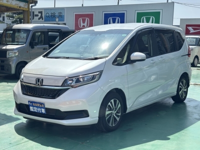 フリード(ホンダ)中古車 前方