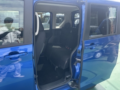 新型ルークス(ニッサン)中古車 後席内装