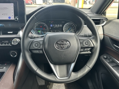 ハリアーハイブリッド(トヨタ)中古車 内外装写真